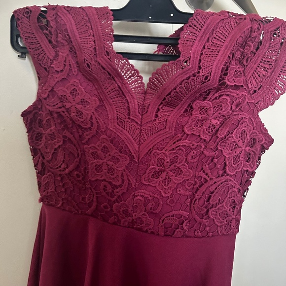 Rare Editions Other - Girls size 7 lace/polyester burgundy dress